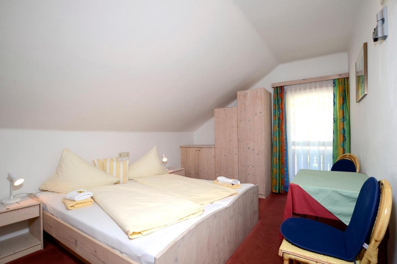 Landhaus Alpenrose - Feriendomizile Pichler Heiligenblut Exterior foto